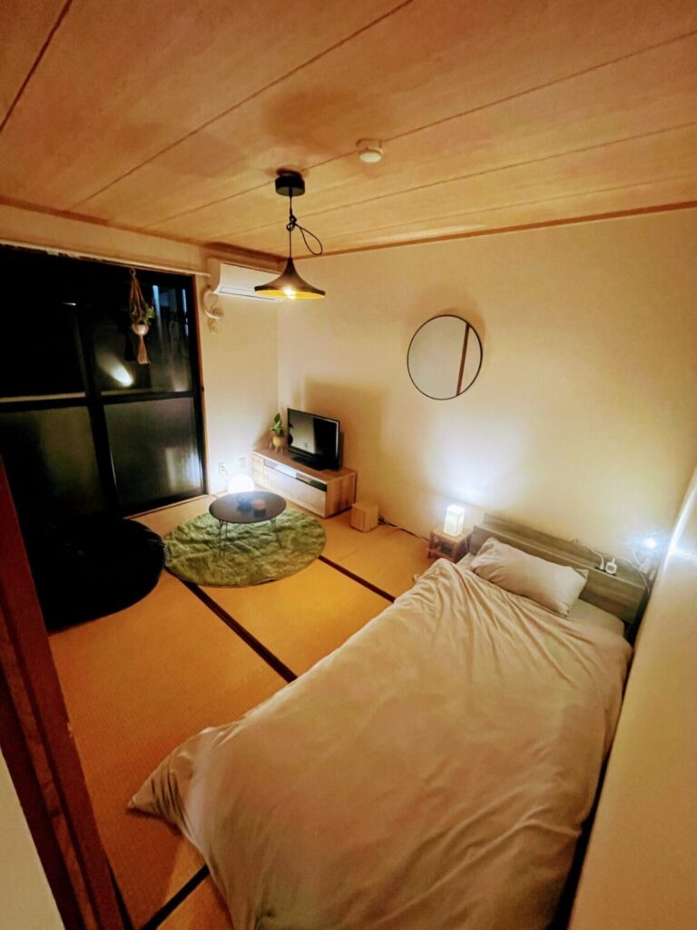 Room2